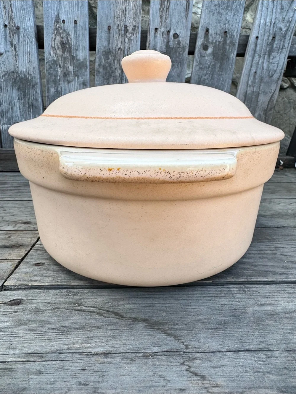 Vintage Treasure Craft Southwest Pastel Peach Casserole / Chili Pot with Lid